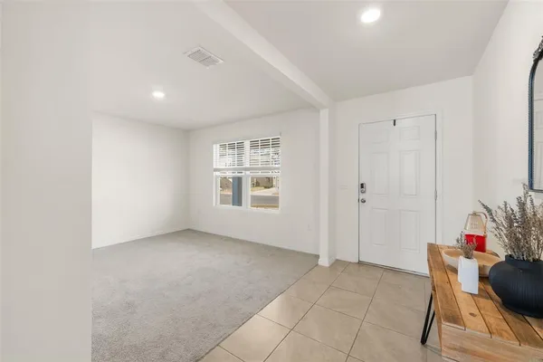 a view of livingroom with furniture
