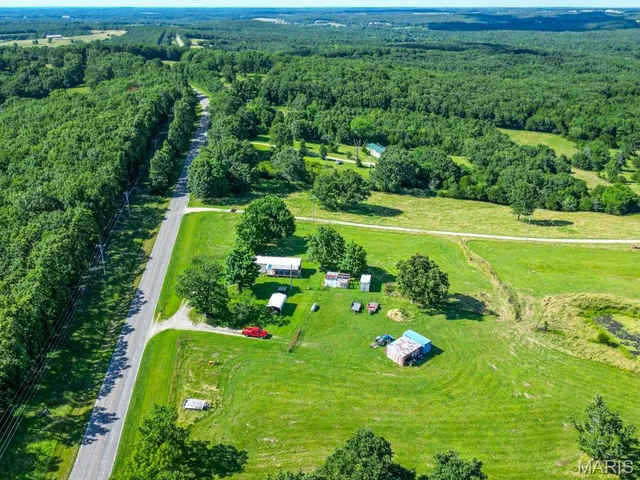 $295,000 | 18549 State Road, Richland, MO 65556