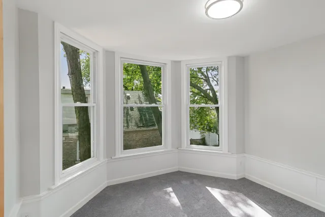 $484,700 | 9412 South Homan Avenue, Evergreen Park, IL 60805