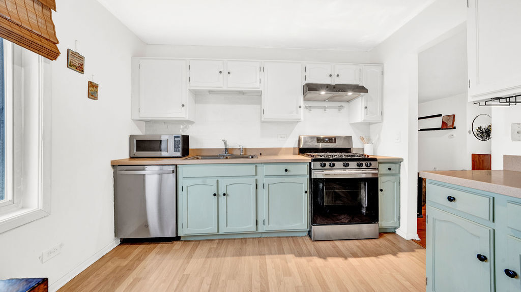 6267 Trinity Drive, Unit 2D Lisle, IL 60532 - Photo 12 of 32