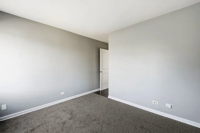 $305,000 | 6267 Trinity Drive, Unit 2D, Lisle, IL 60532