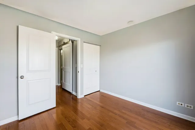 $305,000 | 6267 Trinity Drive, Unit 2D, Lisle, IL 60532