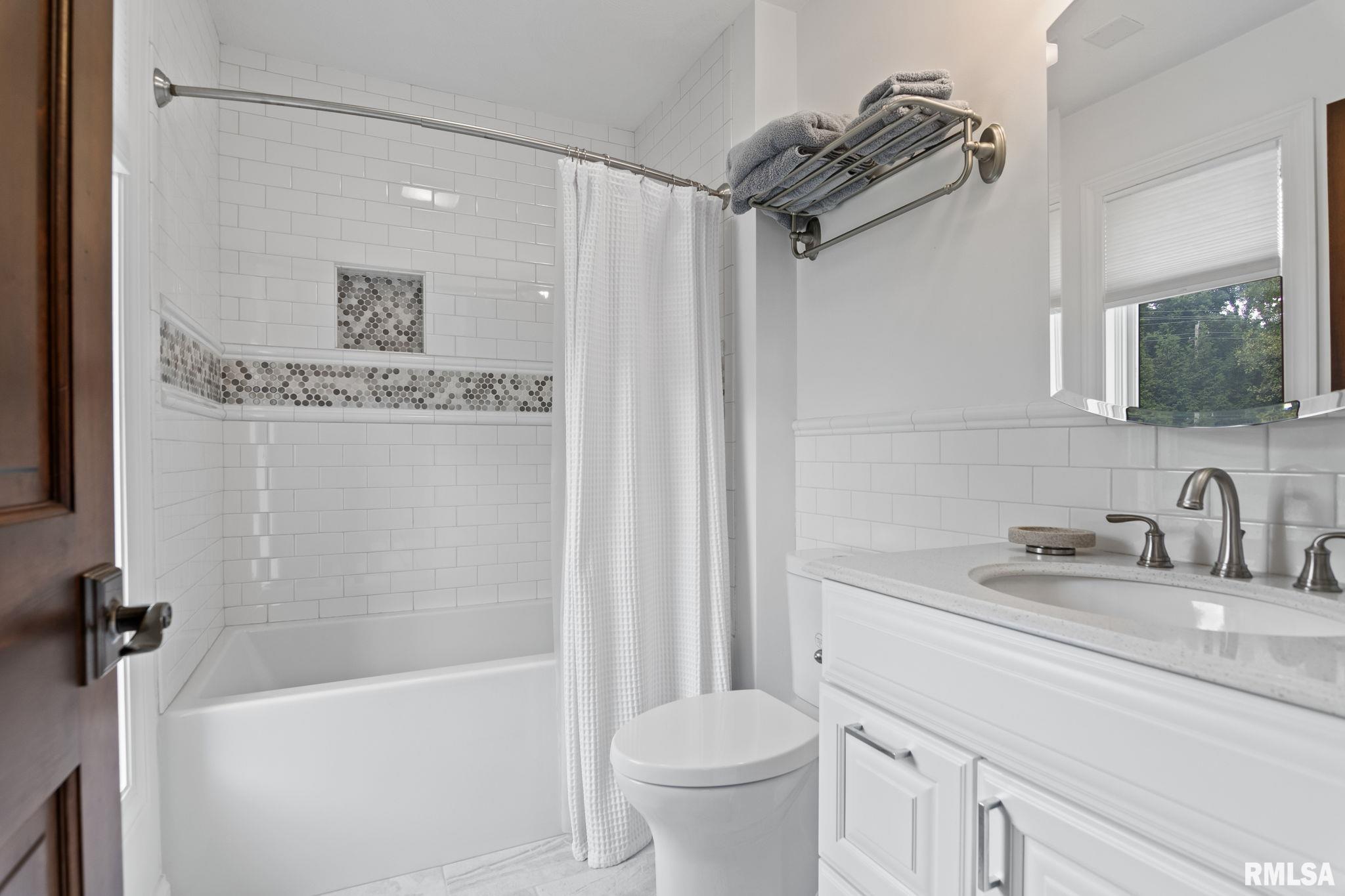 1908 Oak Creek Road Springfield, IL 62704 - Photo 40 of 76