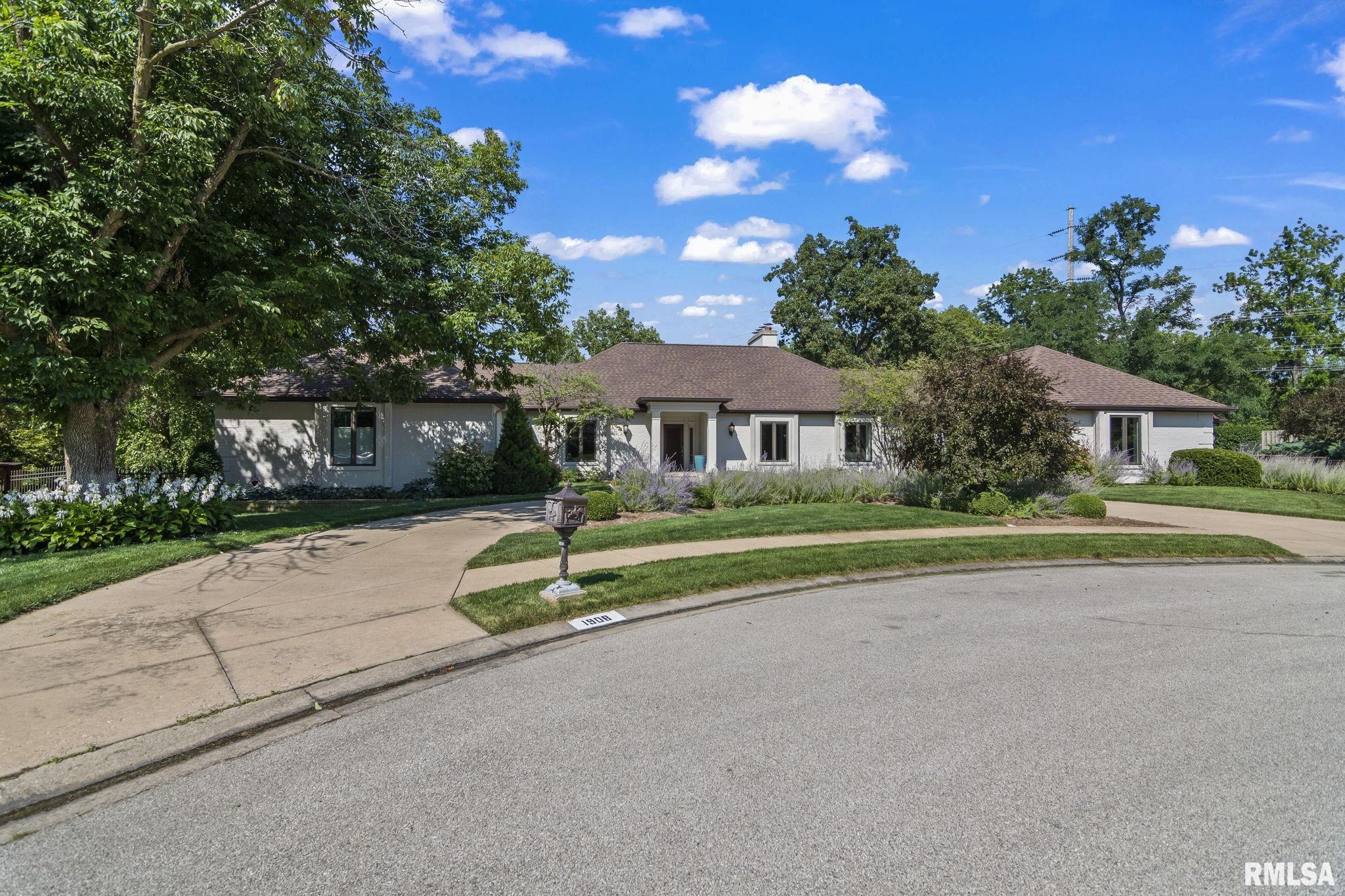 1908 Oak Creek Road Springfield, IL 62704 - Photo 5 of 76