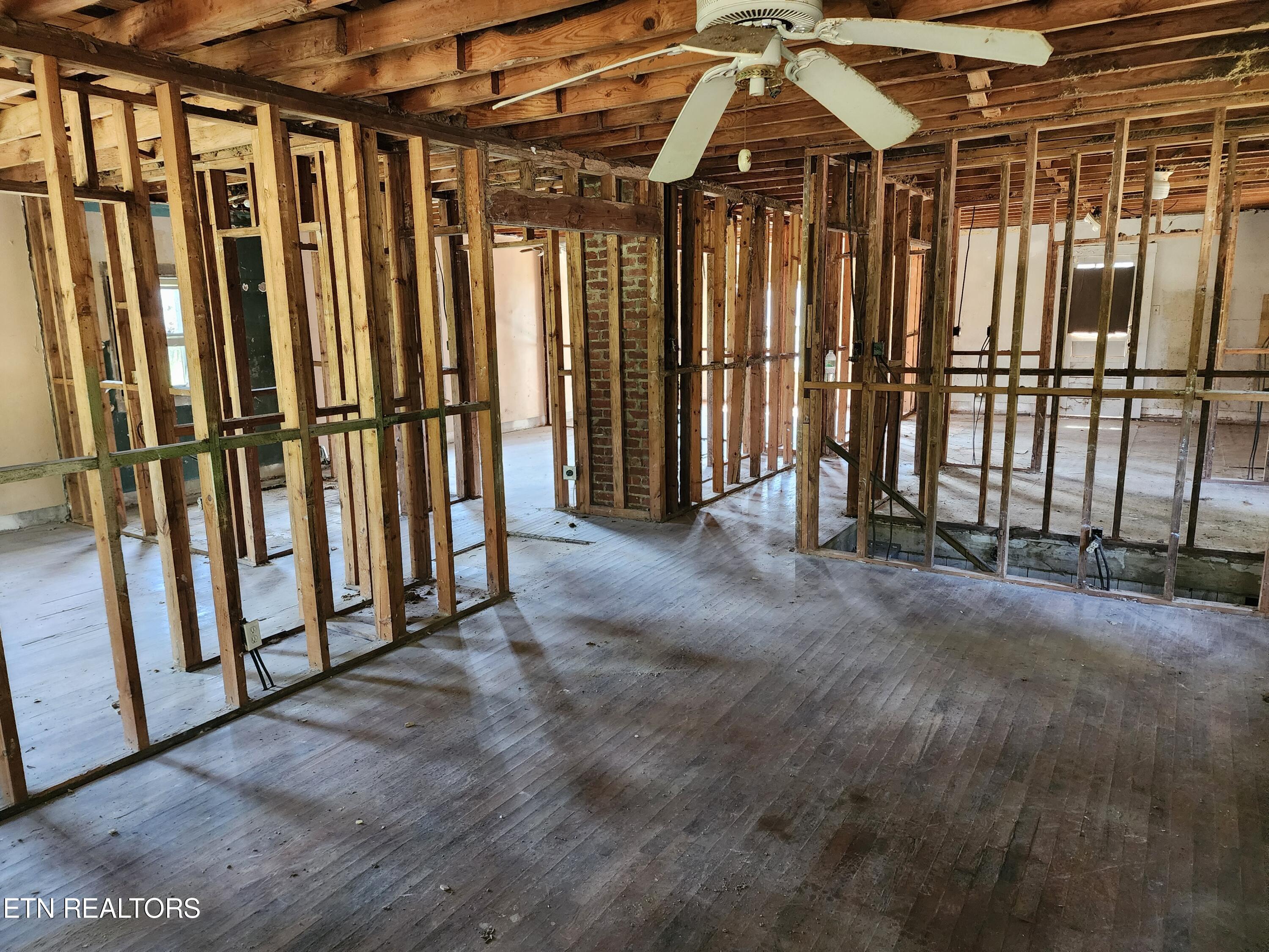 5732 Ball Road Knoxville, TN 37931 - Photo 6 of 8 20240827_121513