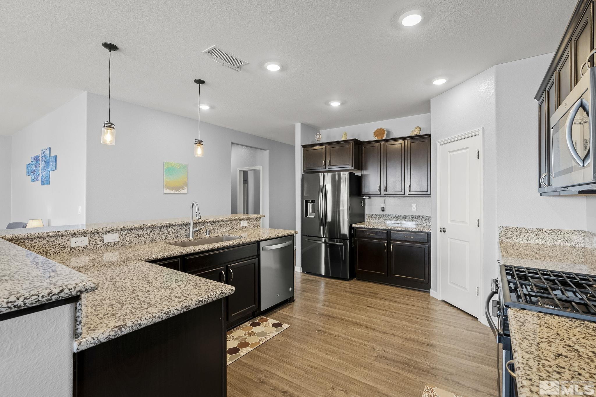 8540 Spearhead Way Reno, NV 89506 - Photo 6 of 32 Photo 6