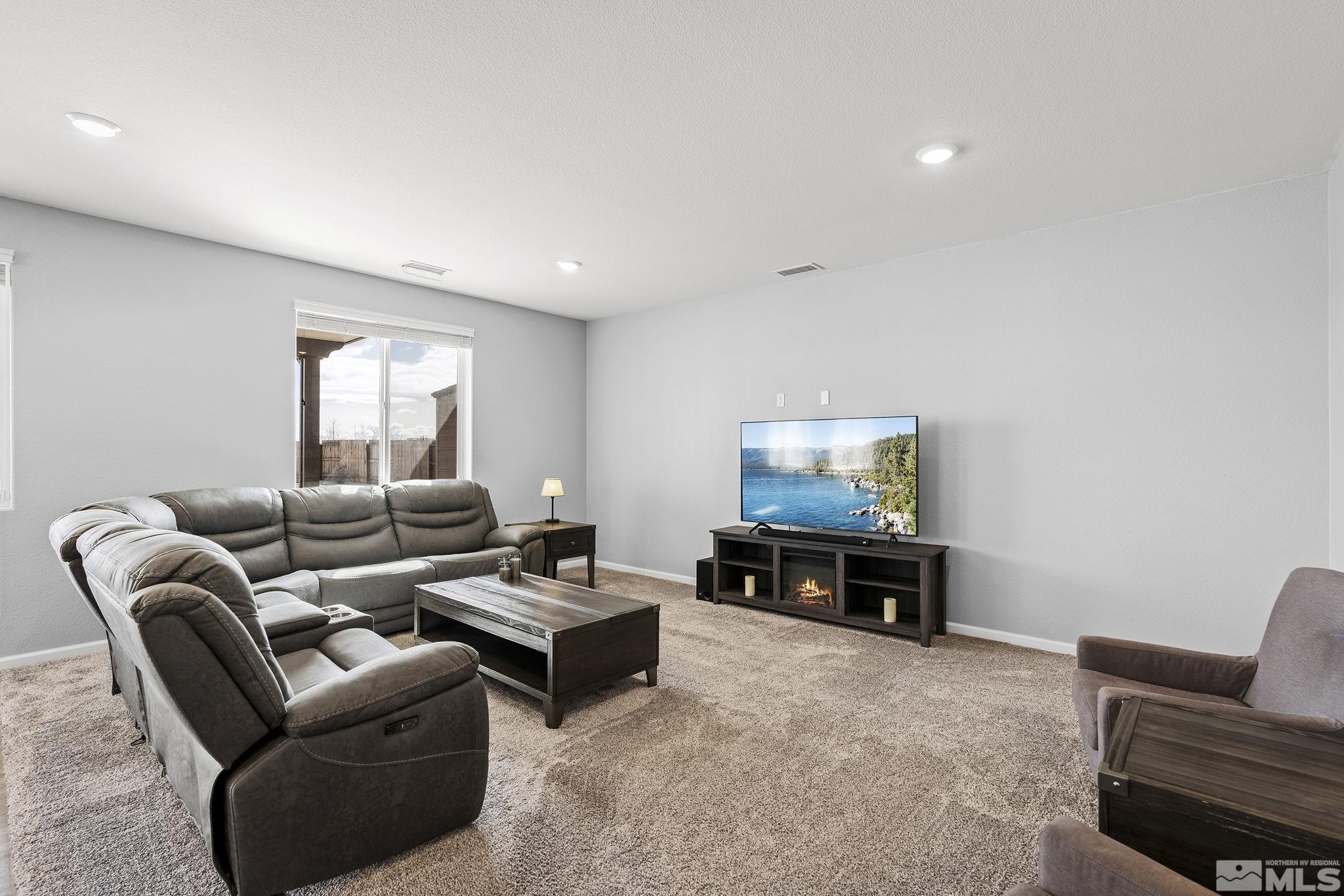 8540 Spearhead Way Reno, NV 89506 - Photo 9 of 32 Photo 9