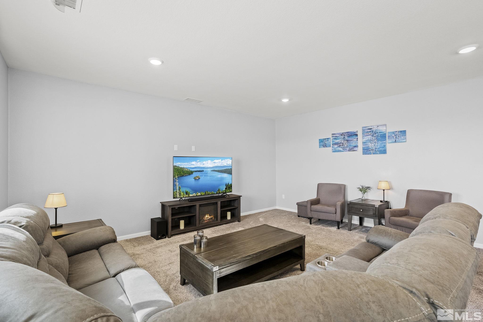 8540 Spearhead Way Reno, NV 89506 - Photo 10 of 32 Photo 10