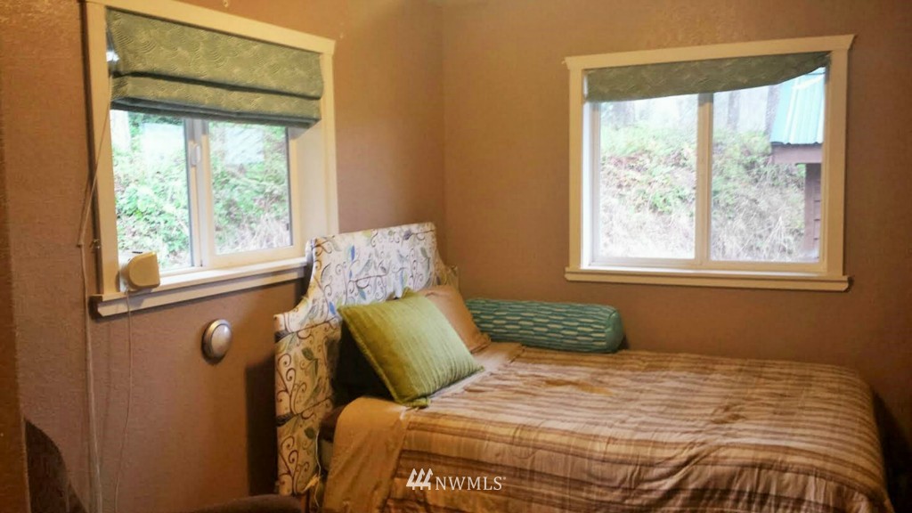 5276 Old Mill Road Port Angeles, WA 98362 - Photo 14 of 17 Gallery Image 14