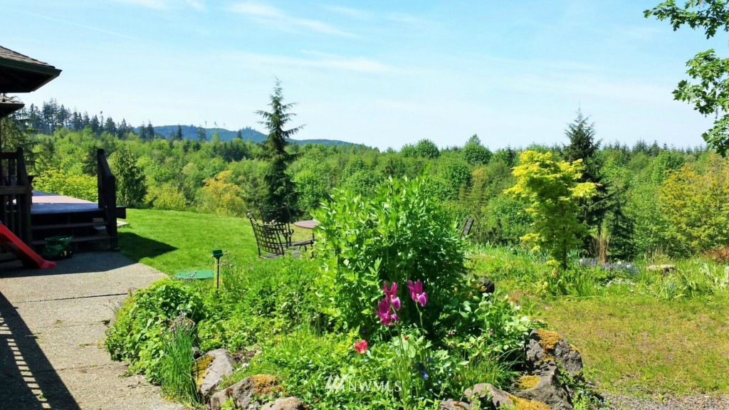 5276 Old Mill Road Port Angeles, WA 98362 - Photo 6 of 17 Gallery Image 6