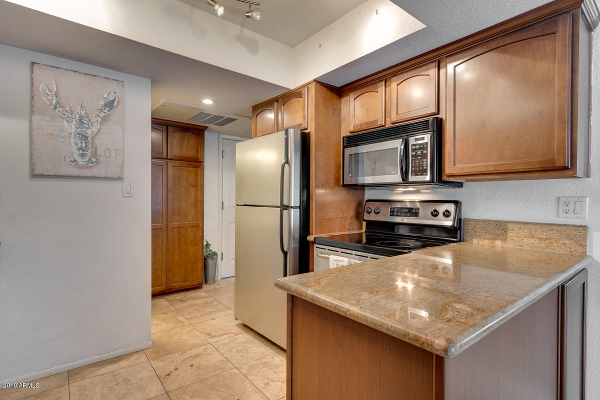 3807 North 30th Street, Unit 4 Phoenix, AZ 85016 - Photo 17 of 44 3807n30th-33