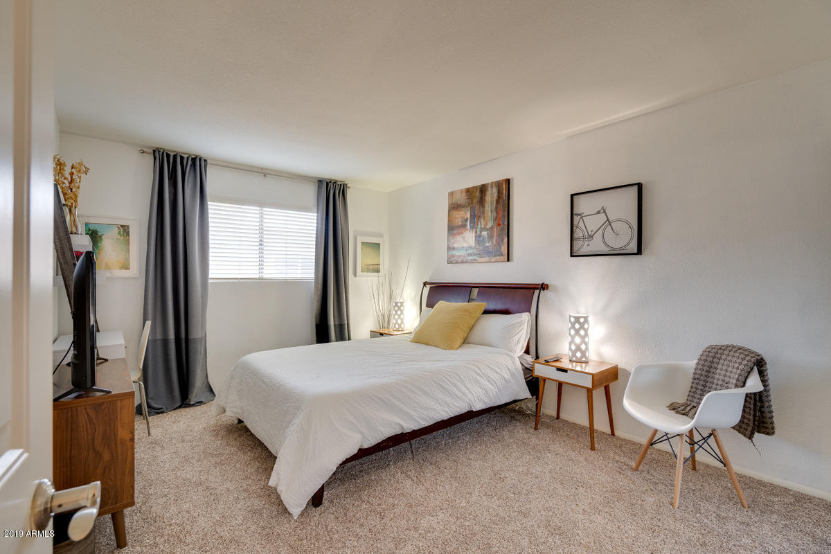 3807 North 30th Street, Unit 4 Phoenix, AZ 85016 - Photo 25 of 44 3807n30th-43