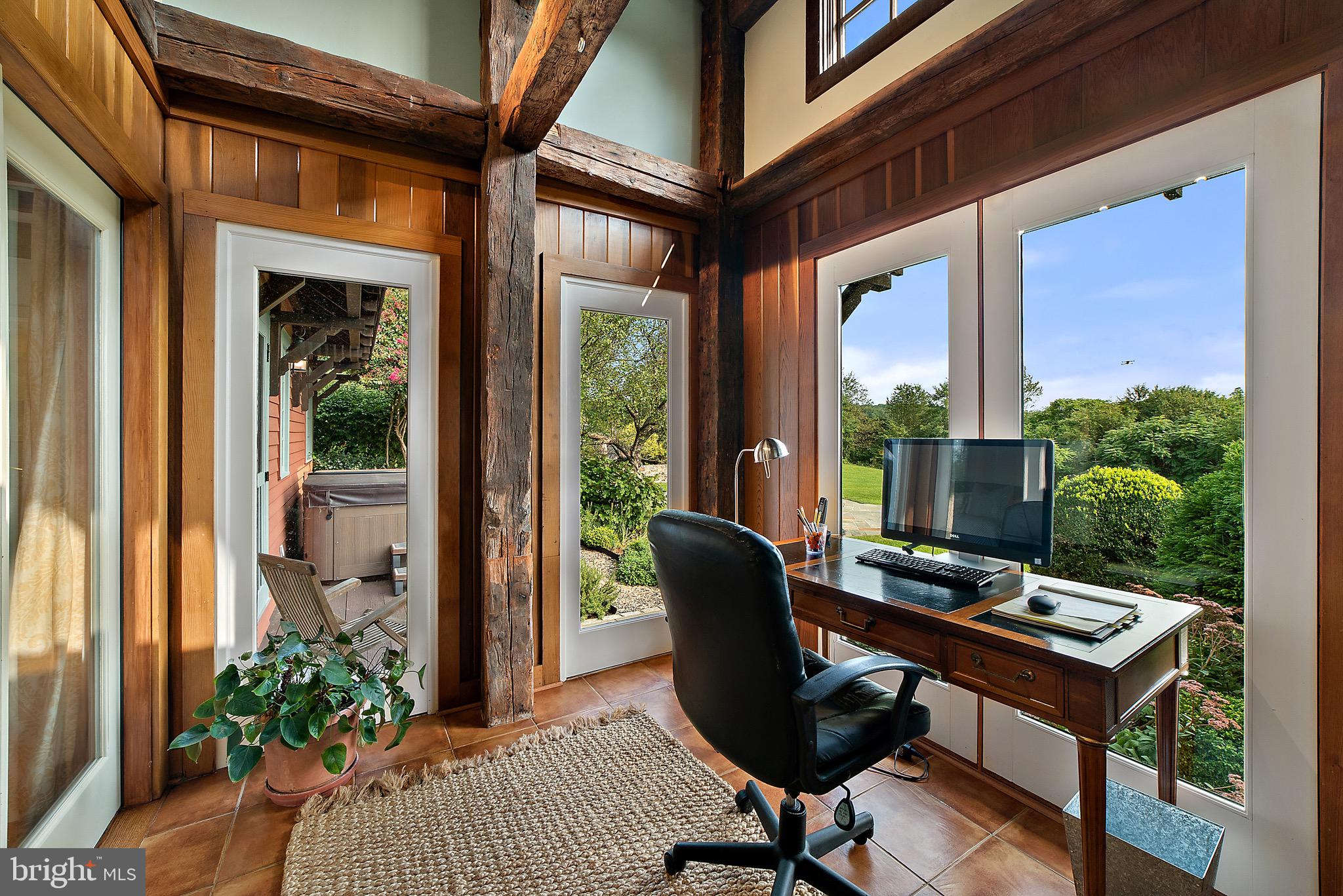 8517 Maidstone Road Delaplane, VA 20144 - Photo 9 of 49