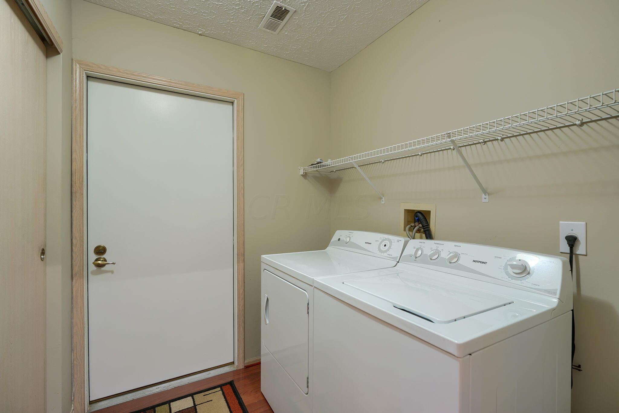 830 Windward Way, Unit 1 Columbus, OH 43230 - Photo 26 of 30 Laundry, washer & dryer