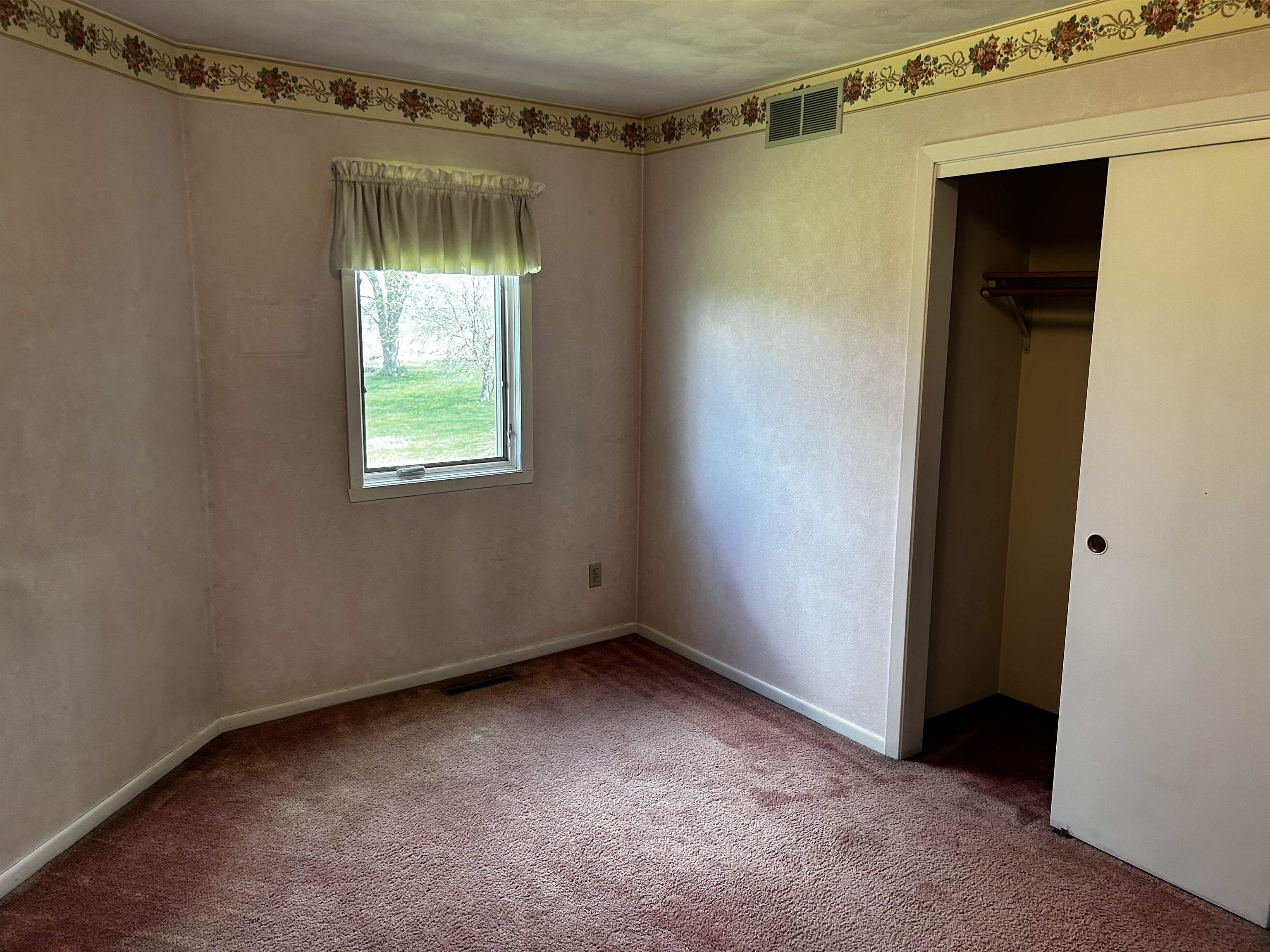 10072 Highway 72 Forreston, IL 61030 - Photo 25 of 36