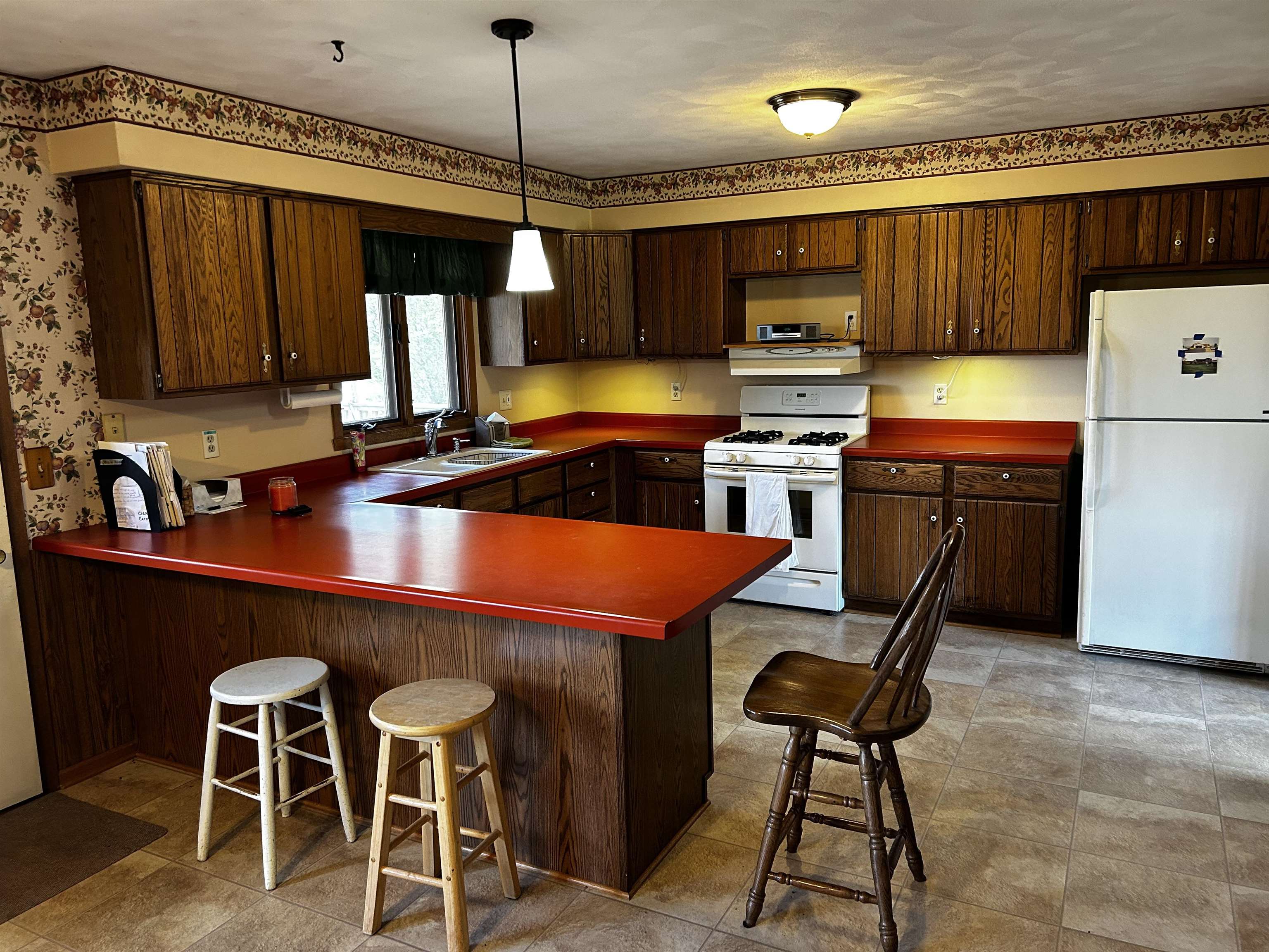 10072 Highway 72 Forreston, IL 61030 - Photo 8 of 36