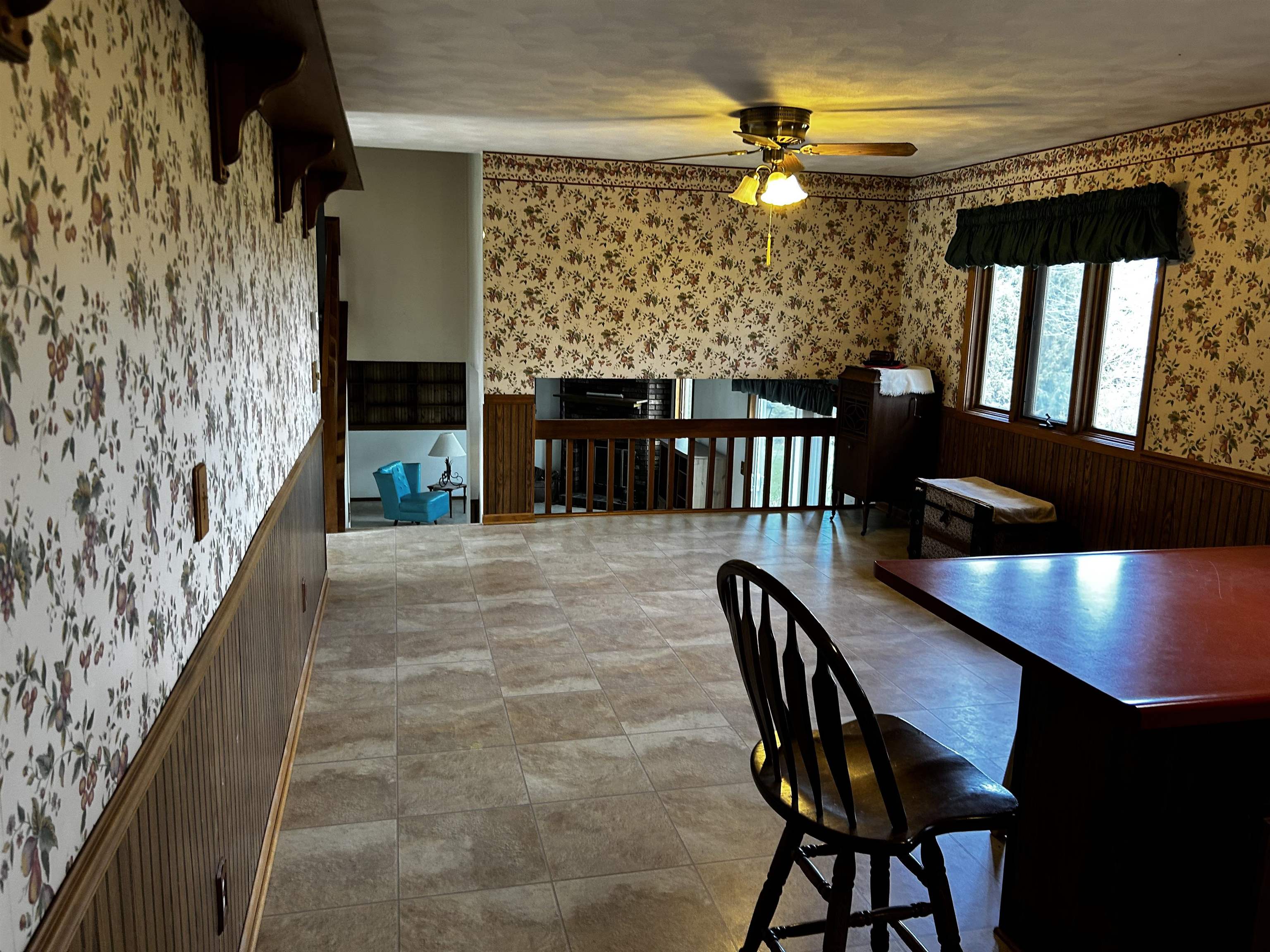 10072 Highway 72 Forreston, IL 61030 - Photo 9 of 36