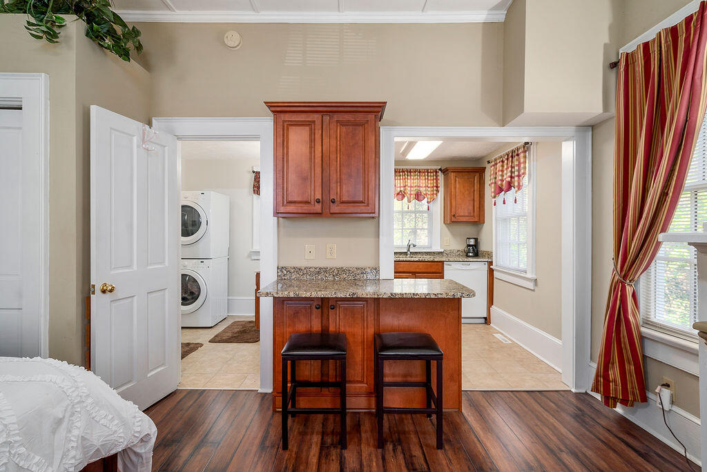 105 Florence Street Southwest Aiken, SC 29801 - Photo 14 of 57