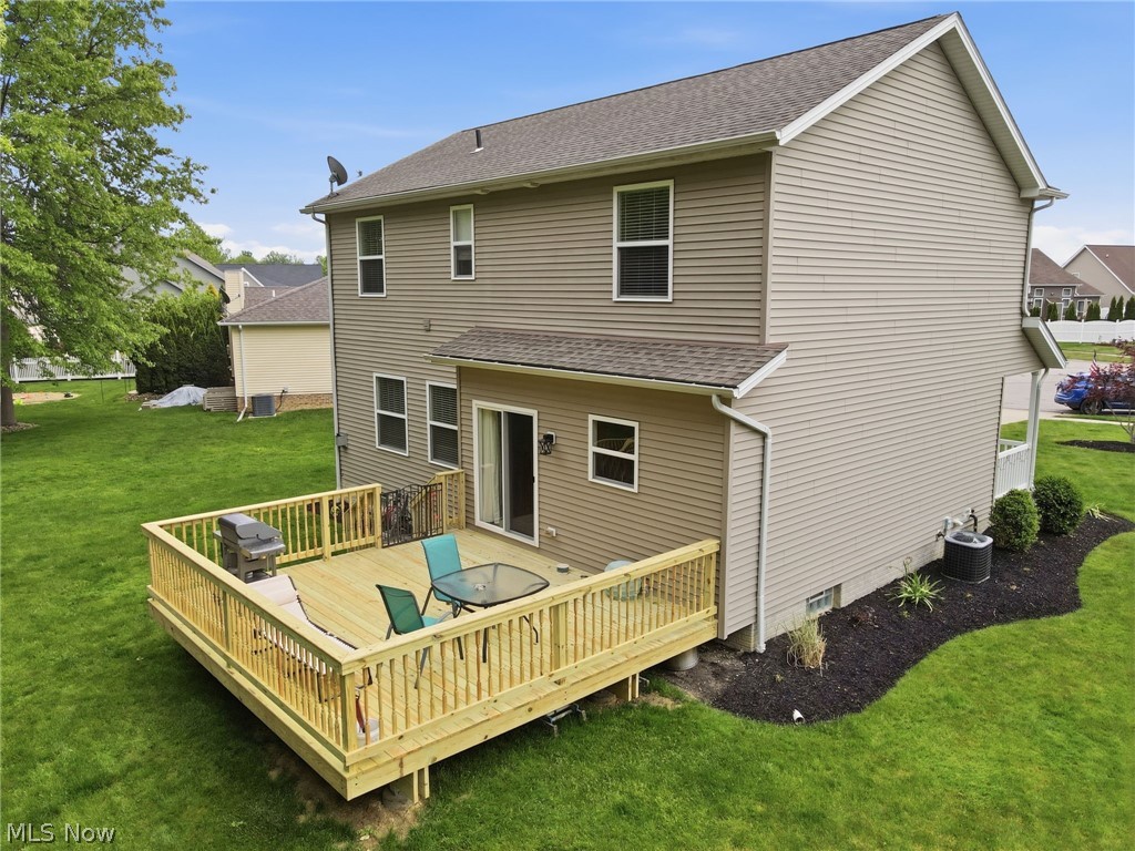 1397 Searay Cove Painesville, OH 44077 - Photo 31 of 39
