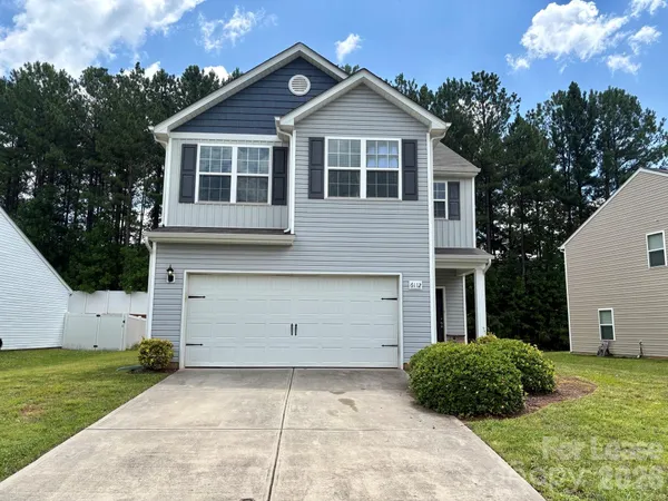 $2,150 | 6112 Purbeck Way, Charlotte, NC 28215
