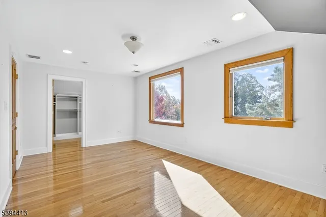 $999,999 | 800 Star View Way, Bridgewater, NJ 08807