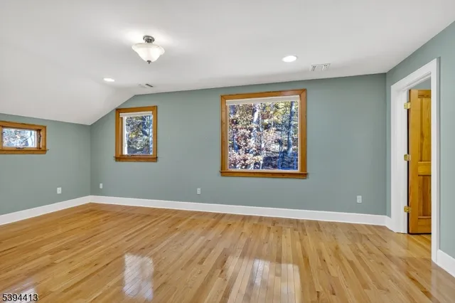 $999,999 | 800 Star View Way, Bridgewater, NJ 08807