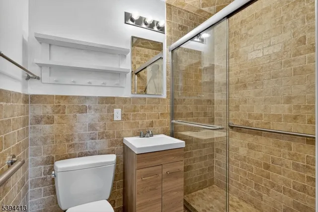 $999,999 | 800 Star View Way, Bridgewater, NJ 08807