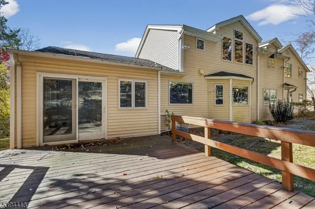 $999,999 | 800 Star View Way, Bridgewater, NJ 08807