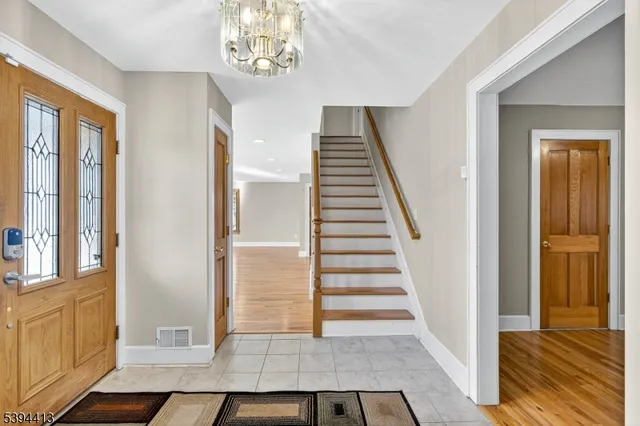 $999,999 | 800 Star View Way, Bridgewater, NJ 08807