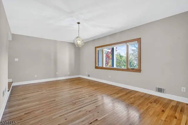 $999,999 | 800 Star View Way, Bridgewater, NJ 08807