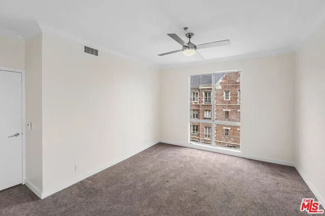 $4,250 | 585 North Rossmore Avenue, Unit 501, Los Angeles, CA 90004