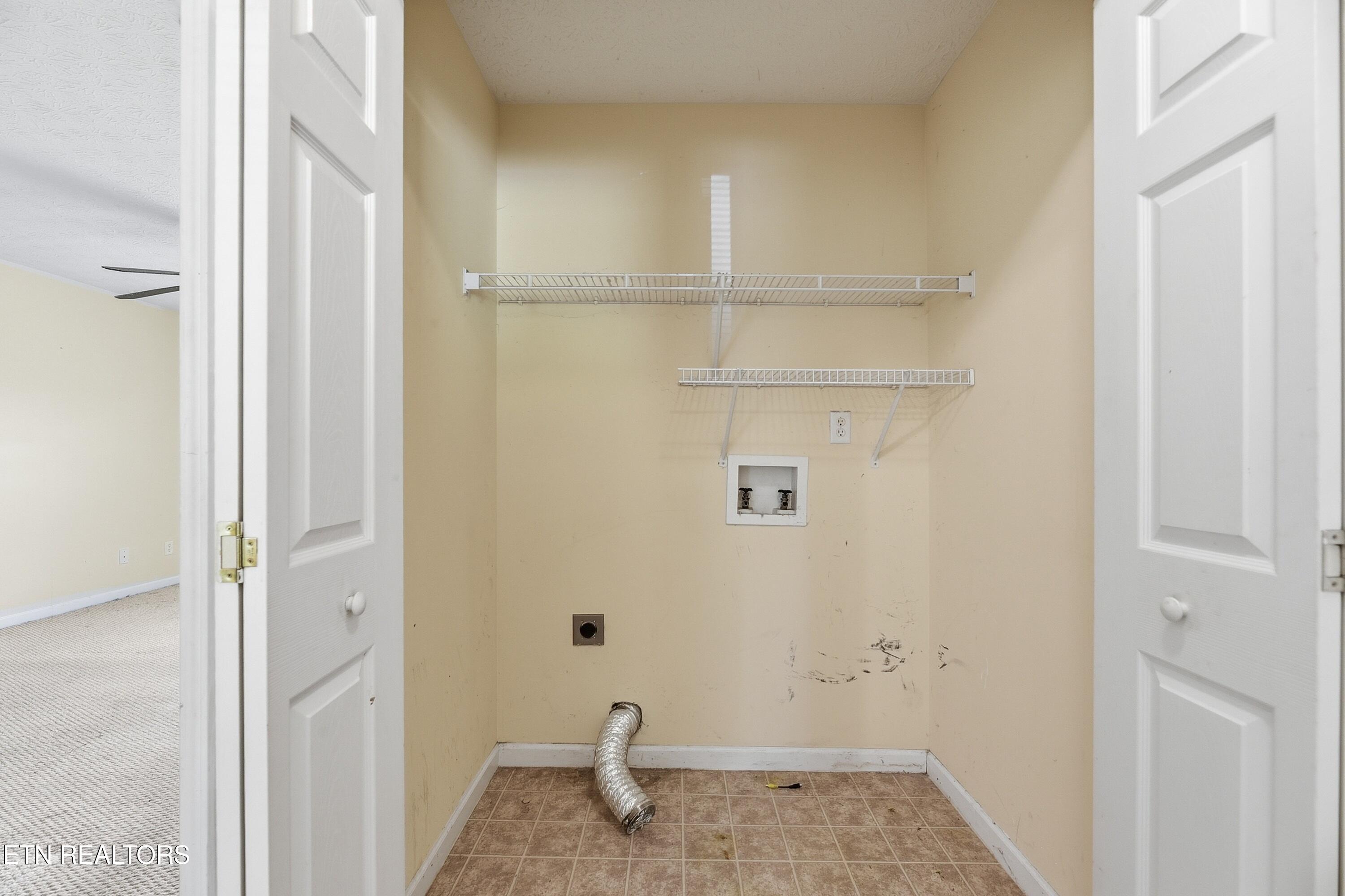 8039 Florence Gardens Road Knoxville, TN 37938 - Photo 23 of 28 Laundry closet
