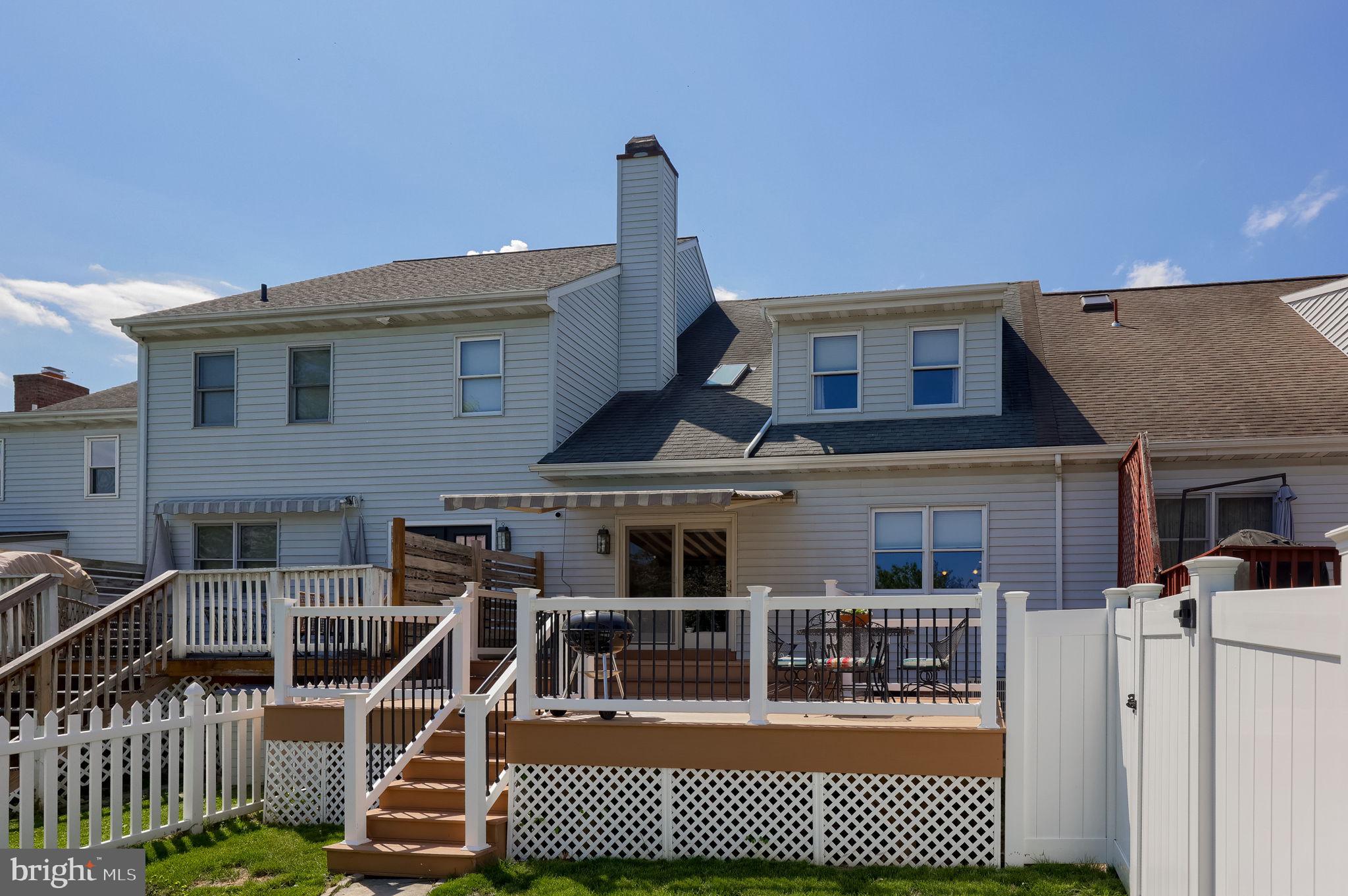 85 Rockford Road Mountville, PA 17554 - Photo 7 of 38 Deck with awning