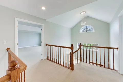 $629,000 | 417 Ashbury Drive, Hinsdale, IL 60521