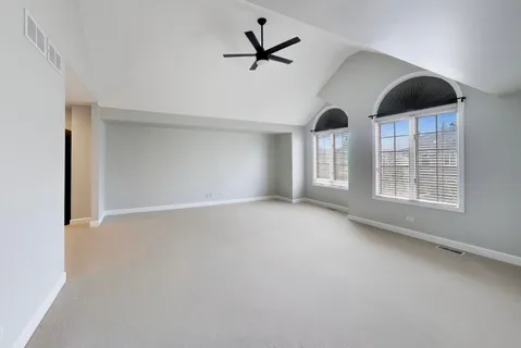 $629,000 | 417 Ashbury Drive, Hinsdale, IL 60521