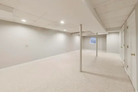 $629,000 | 417 Ashbury Drive, Hinsdale, IL 60521