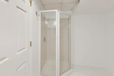 $629,000 | 417 Ashbury Drive, Hinsdale, IL 60521