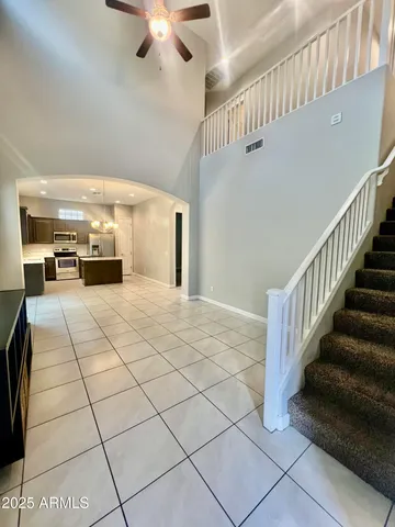 a view of an entryway with a workspace