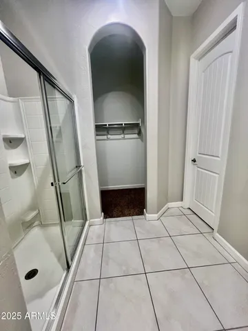 $2,295 | 1367 South Country Club Drive, Unit 1153, Mesa, AZ 85210