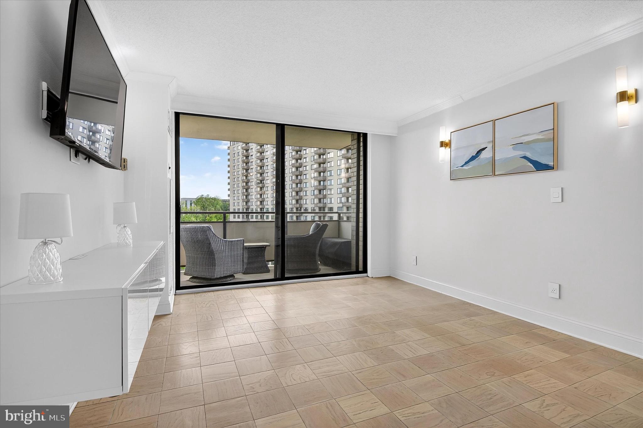 5225 Pooks Hill Road, Unit 715N Bethesda, MD 20814 - Photo 12 of 49