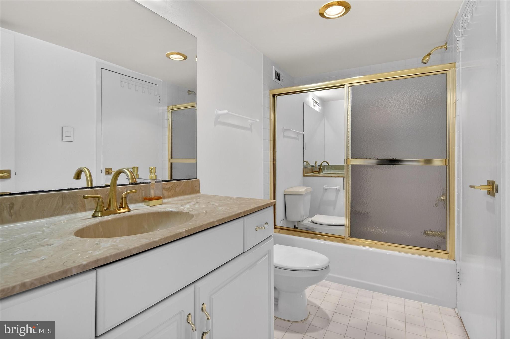 5225 Pooks Hill Road, Unit 715N Bethesda, MD 20814 - Photo 16 of 49