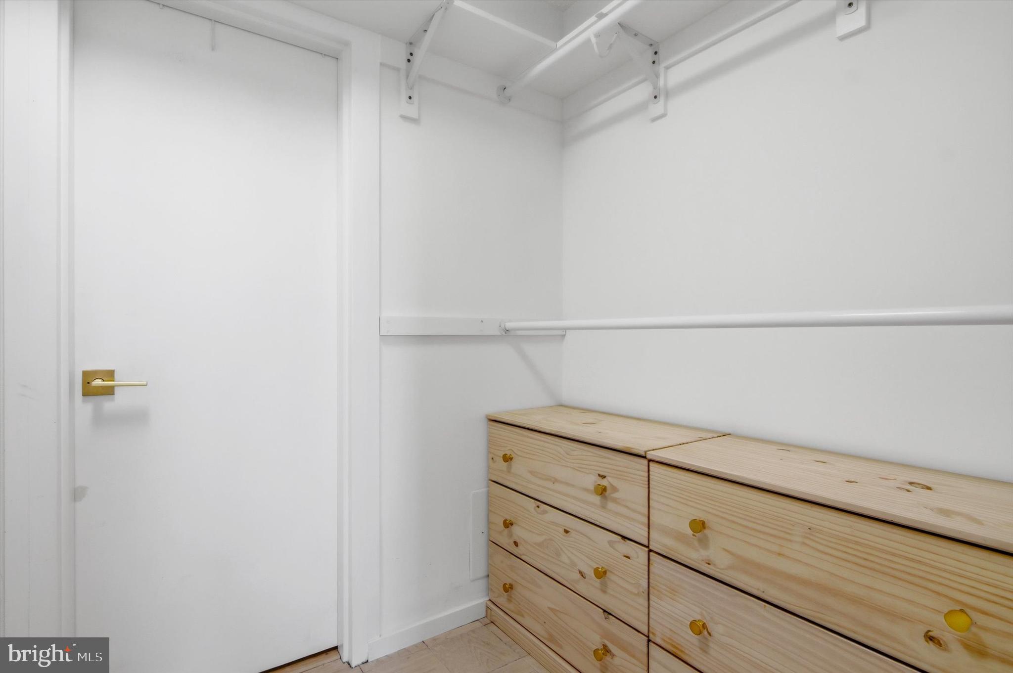 5225 Pooks Hill Road, Unit 715N Bethesda, MD 20814 - Photo 19 of 49