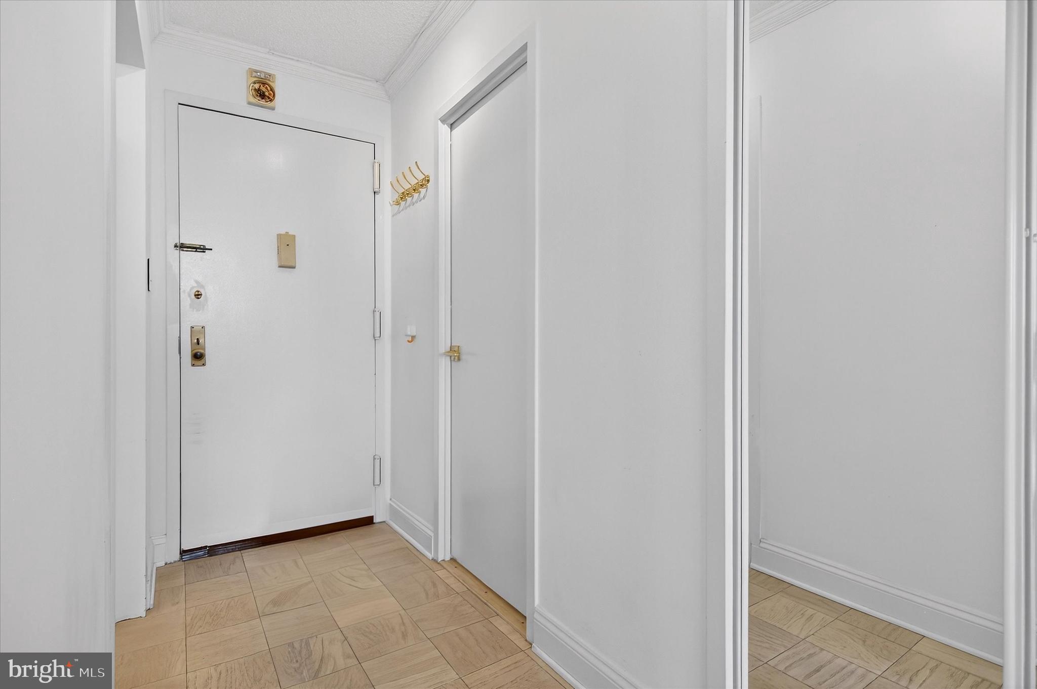 5225 Pooks Hill Road, Unit 715N Bethesda, MD 20814 - Photo 5 of 49