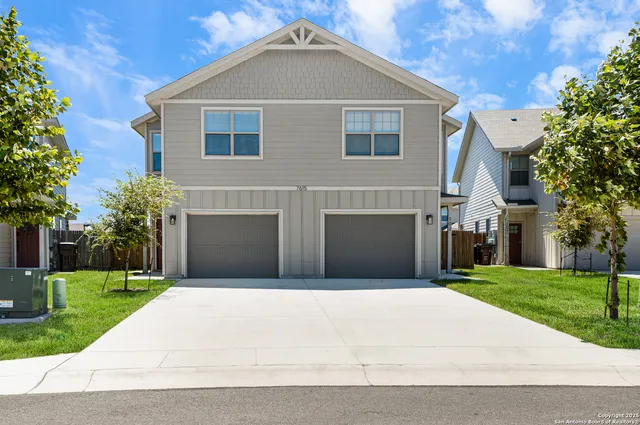 $1,650 | 7615 Gramercy Way, Unit 101/ 102, San Antonio, TX 78253
