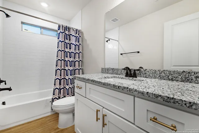 $1,650 | 7615 Gramercy Way, Unit 101/ 102, San Antonio, TX 78253