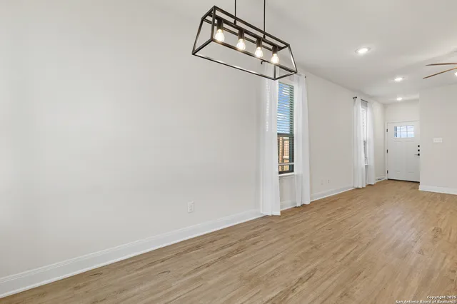 $1,650 | 7615 Gramercy Way, Unit 101/ 102, San Antonio, TX 78253