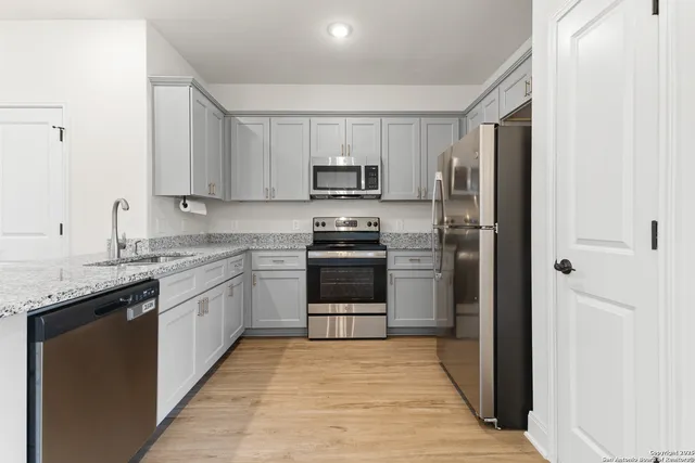 $1,650 | 7615 Gramercy Way, Unit 101/ 102, San Antonio, TX 78253