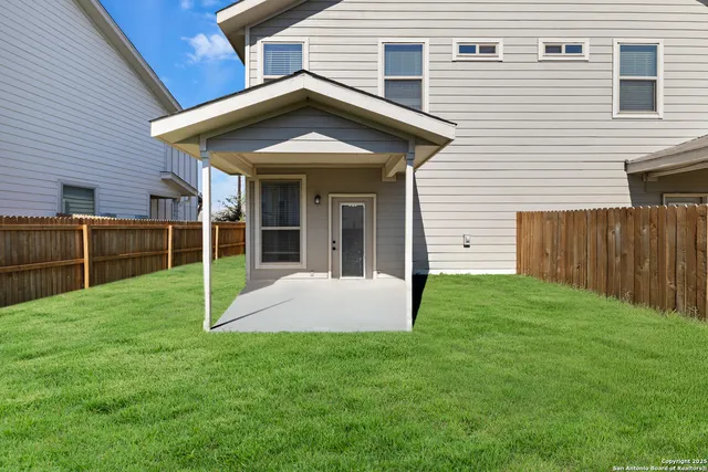 $1,650 | 7615 Gramercy Way, Unit 101/ 102, San Antonio, TX 78253