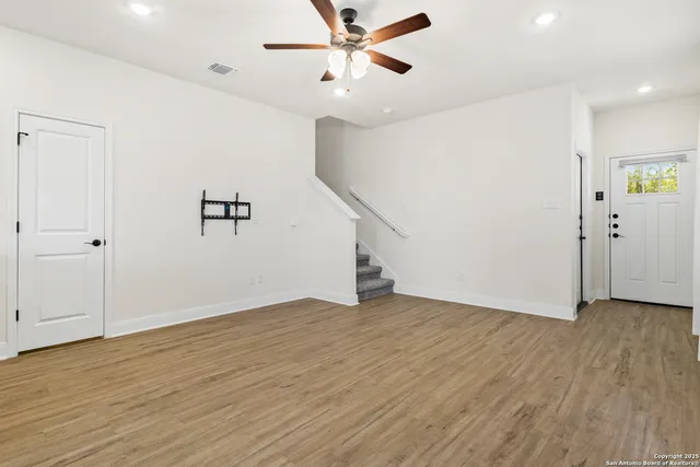 $1,650 | 7615 Gramercy Way, Unit 101/ 102, San Antonio, TX 78253