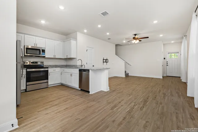 $1,650 | 7615 Gramercy Way, Unit 101/ 102, San Antonio, TX 78253